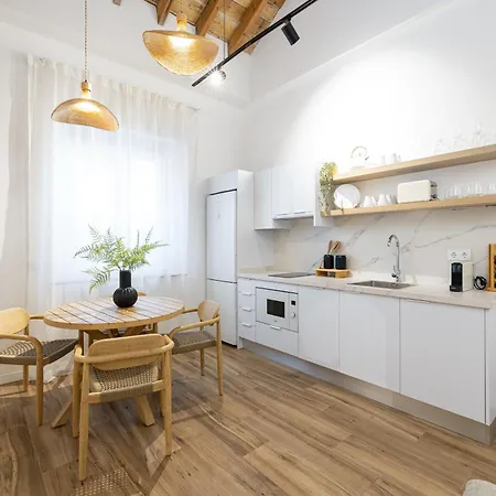 Apartment Modern Duplex Courtyard -2bedrooms 2baths Malaga