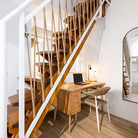 Modern Duplex Courtyard -2bedrooms 2baths Apartment Malaga